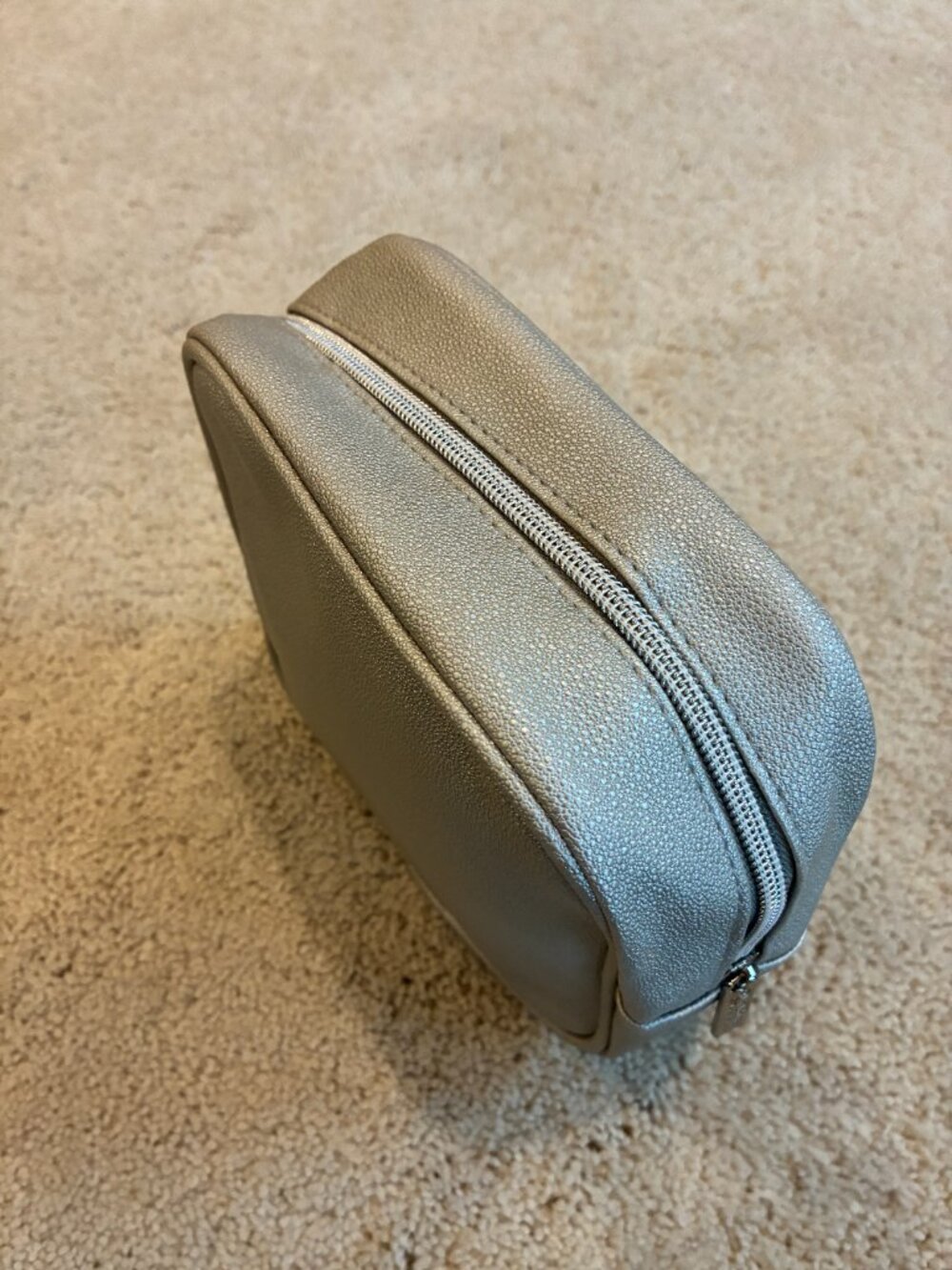 NWOT Alastin Skincare Beauty Cosmetic Travel Bag - Picture 3 of 10